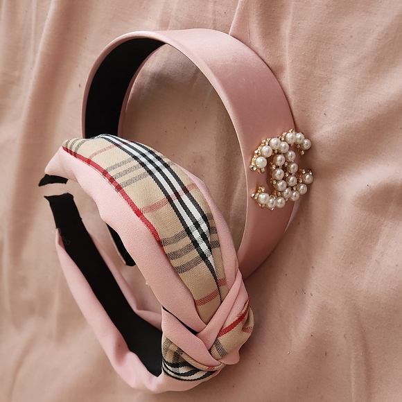 Accessories - Two headbands